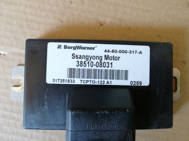 bontott SSANGYONG MUSSO Osztómű Vezérlő Modul