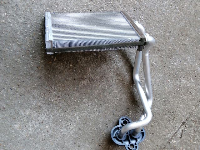 bontott SSANGYONG MUSSO Fűtőradiátor