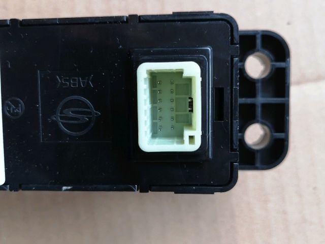 bontott SSANGYONG MUSSO 4x4 Kapcsoló