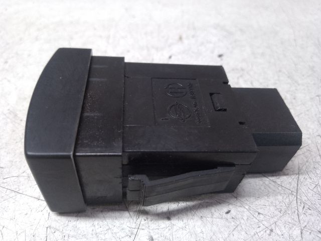 bontott SSANGYONG MUSSO Ablakfűtés Kapcsoló