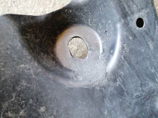 bontott SSANGYONG MUSSO Alsó Motorburkolat