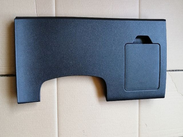 bontott SSANGYONG MUSSO Bal Alsó Műszerfal Burkolat