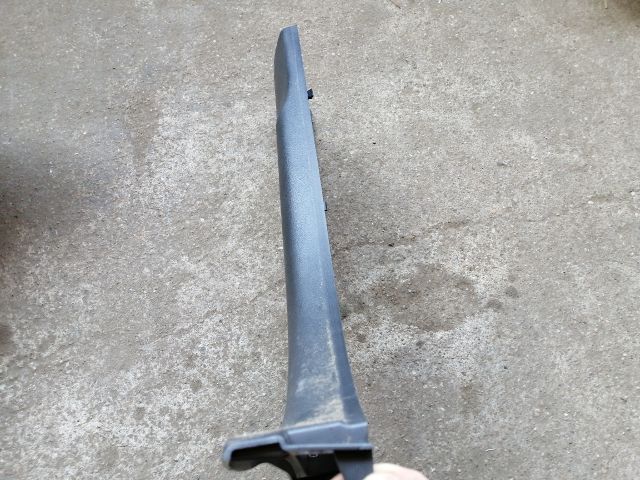 bontott SSANGYONG MUSSO Bal B Oszlop Burkolat