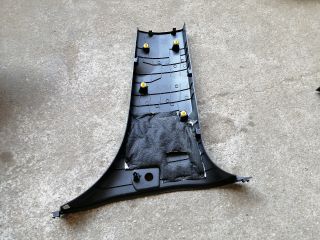 bontott SSANGYONG MUSSO Bal B Oszlop Burkolat