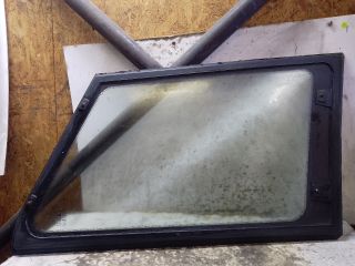 bontott SSANGYONG MUSSO Bal C Oszlop Oldalablak Üveg