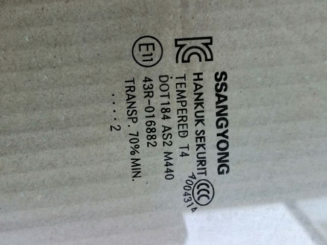 bontott SSANGYONG MUSSO Bal első Ablak