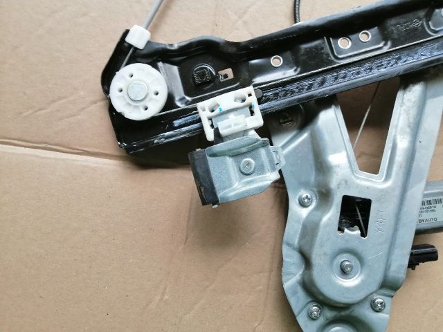 bontott SSANGYONG MUSSO Bal első Ablakemelő Szerkezet (Elektromos)