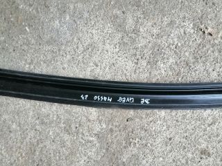 bontott SSANGYONG MUSSO Bal első Ablakvezető Gumi