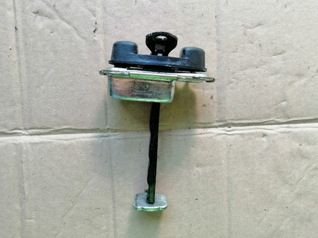 bontott SSANGYONG MUSSO Bal első Ajtóhatároló