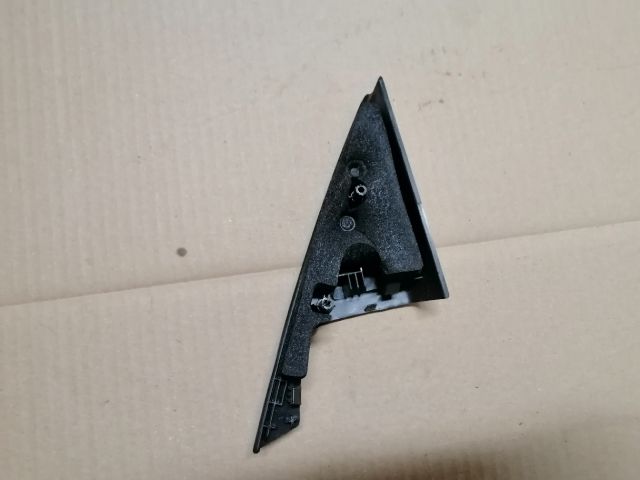 bontott SSANGYONG MUSSO Bal első Ajtókeret Burkolat