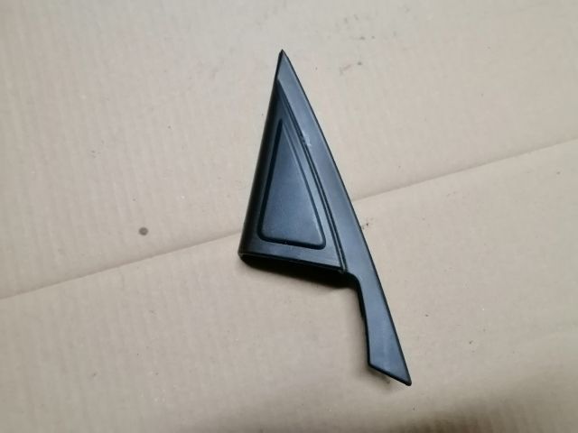 bontott SSANGYONG MUSSO Bal első Ajtókeret Burkolat