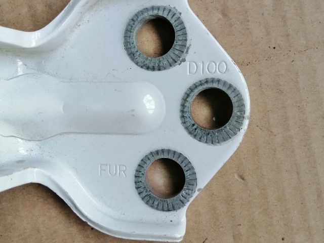 bontott SSANGYONG MUSSO Bal első Alsó Zsanér