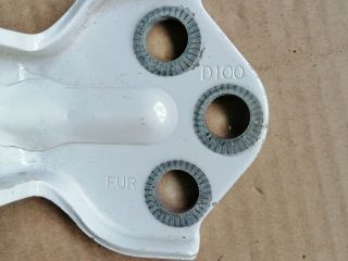 bontott SSANGYONG MUSSO Bal első Alsó Zsanér