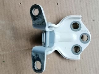 bontott SSANGYONG MUSSO Bal első Alsó Zsanér