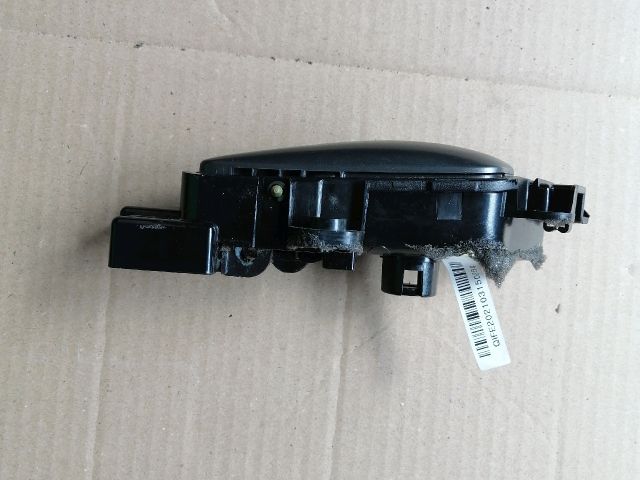 bontott SSANGYONG MUSSO Bal első Belső Kilincs