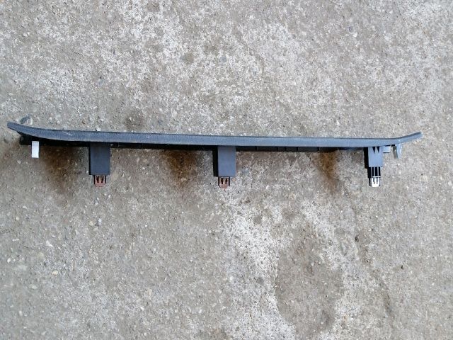 bontott SSANGYONG MUSSO Bal első Belső Küszöb Burkolat