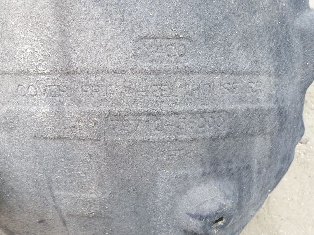 bontott SSANGYONG MUSSO Bal első Dobbetét (Kerékjárati, Műanyag)