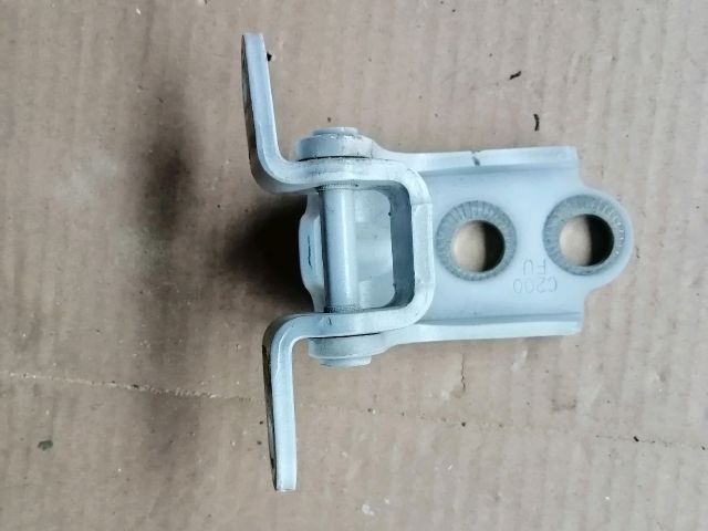 bontott SSANGYONG MUSSO Bal első Felső Zsanér