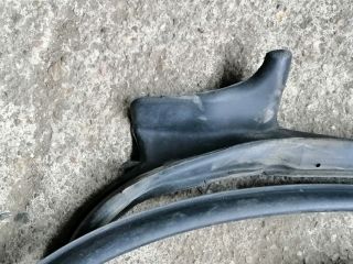 bontott SSANGYONG MUSSO Bal első Gumikéder