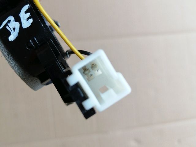 bontott SSANGYONG MUSSO Bal első Hangszóró