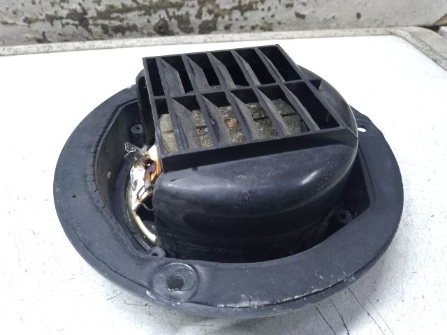 bontott SSANGYONG MUSSO Bal első Hangszóró