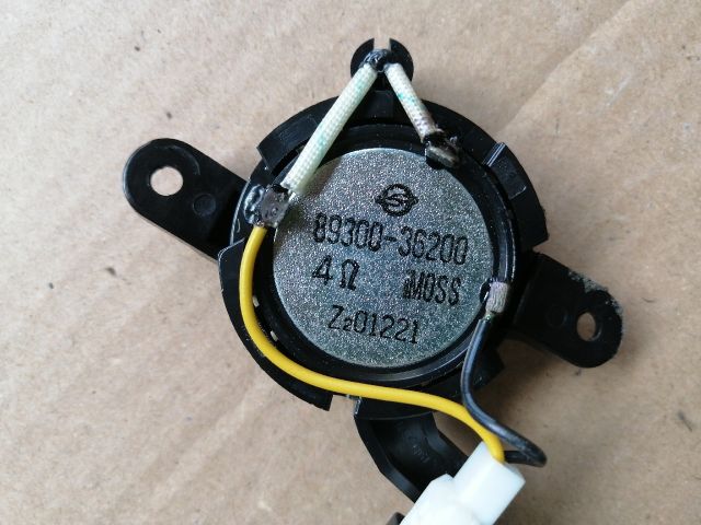 bontott SSANGYONG MUSSO Bal első Hangszóró