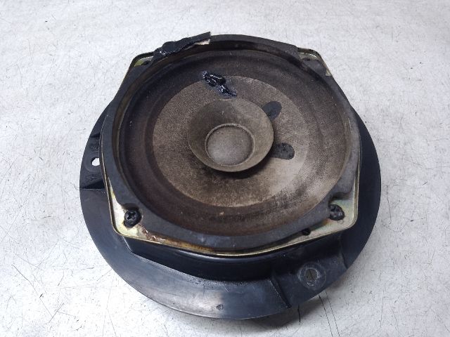 bontott SSANGYONG MUSSO Bal első Hangszóró