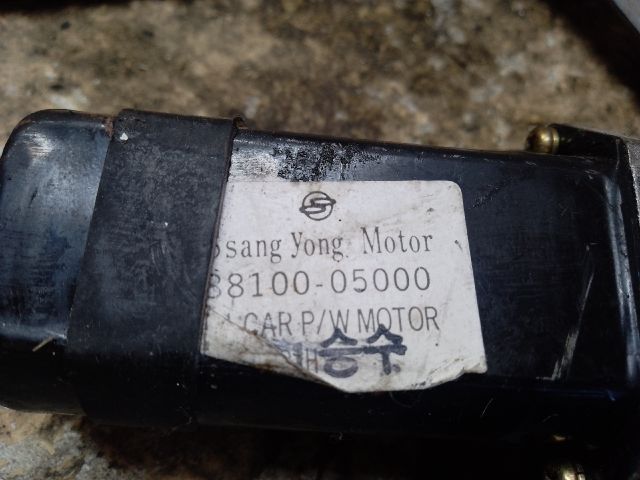 bontott SSANGYONG MUSSO Bal hátsó Ablakemelő Szerkezet (Elektromos)