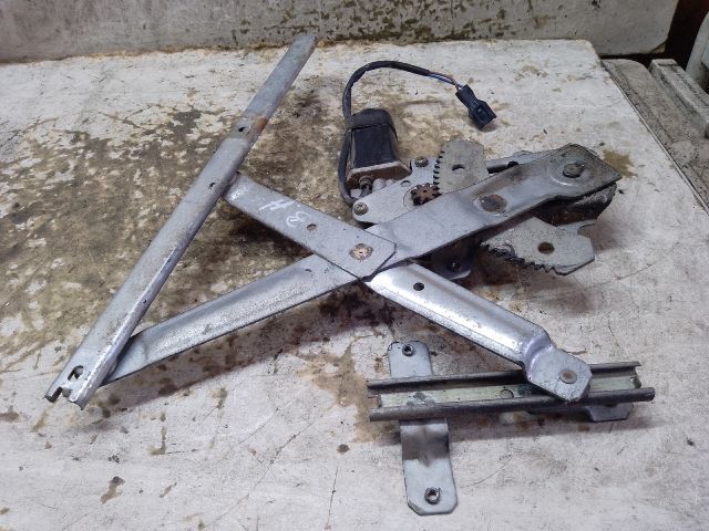 bontott SSANGYONG MUSSO Bal hátsó Ablakemelő Szerkezet (Elektromos)