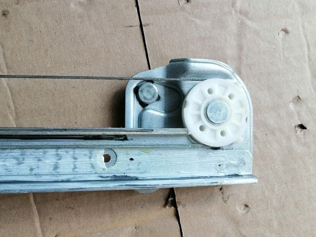 bontott SSANGYONG MUSSO Bal hátsó Ablakemelő Szerkezet (Elektromos)