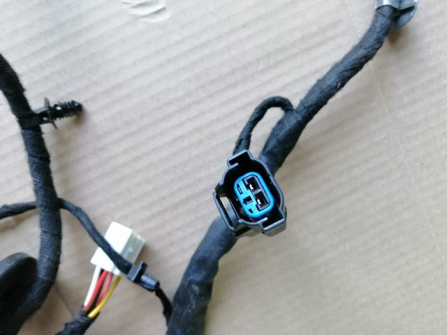 bontott SSANGYONG MUSSO Bal hátsó Ajtó Kábelköteg