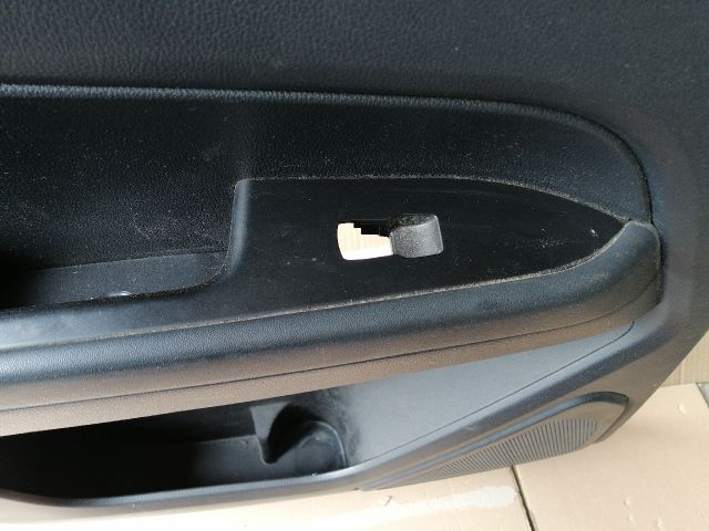 bontott SSANGYONG MUSSO Bal hátsó Ajtó Kárpit