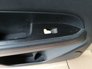 bontott SSANGYONG MUSSO Bal hátsó Ajtó Kárpit