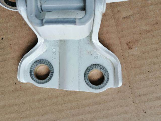 bontott SSANGYONG MUSSO Bal hátsó Felső Zsanér