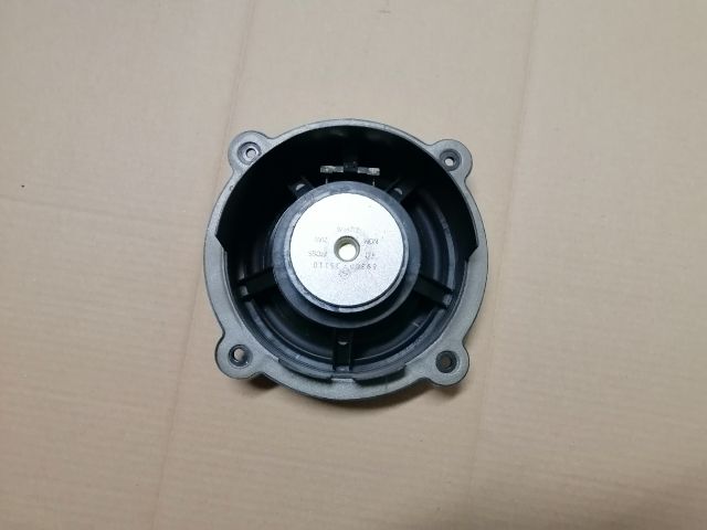 bontott SSANGYONG MUSSO Bal hátsó Hangszóró