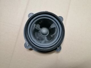 bontott SSANGYONG MUSSO Bal hátsó Hangszóró