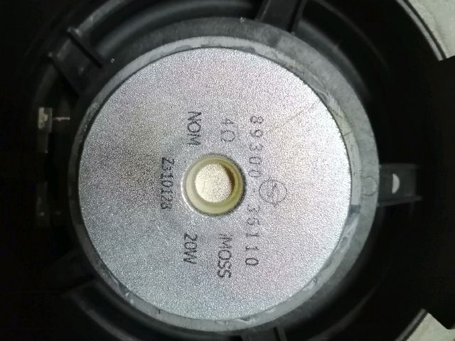 bontott SSANGYONG MUSSO Bal hátsó Hangszóró