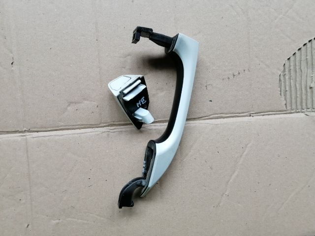 bontott SSANGYONG MUSSO Bal hátsó Külső Kilincs