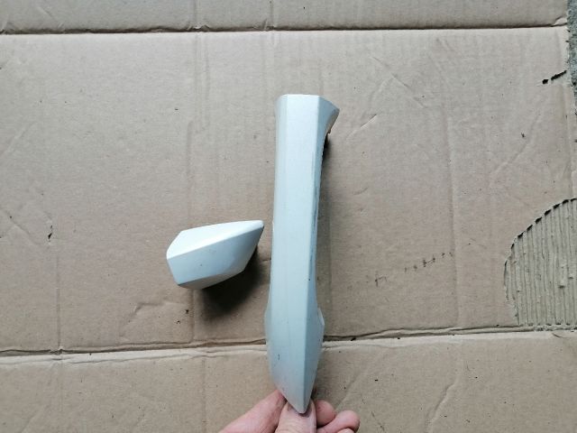 bontott SSANGYONG MUSSO Bal hátsó Külső Kilincs