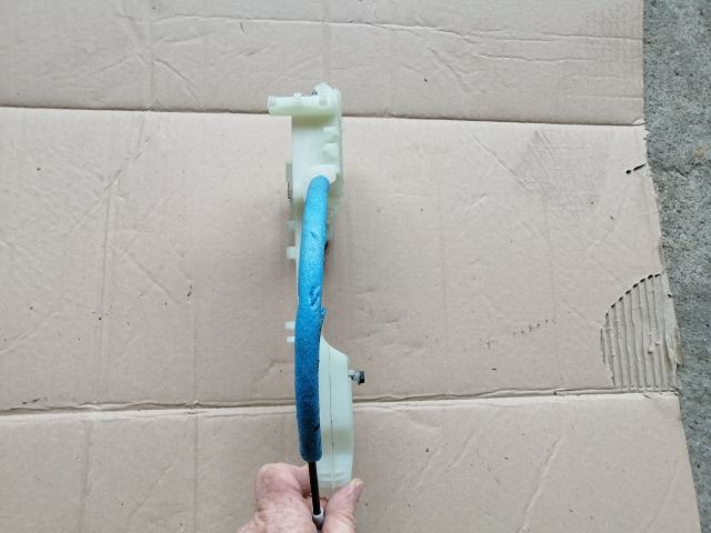 bontott SSANGYONG MUSSO Bal hátsó Külső Kilincsfészek