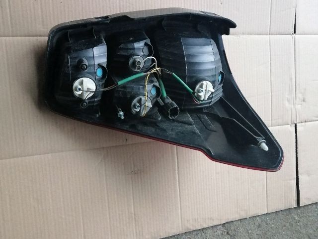 bontott SSANGYONG MUSSO Bal Hátsó Lámpa