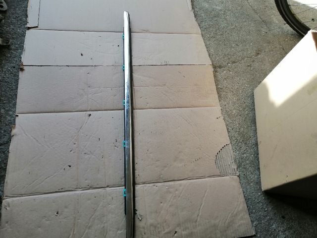 bontott SSANGYONG MUSSO Bal hátsó Vízlehúzó Gumicsík