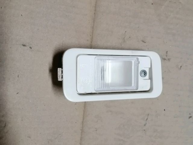 bontott SSANGYONG MUSSO Bal Rendszámtábla Világítás