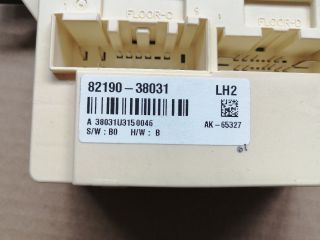 bontott SSANGYONG MUSSO Biztosítéktábla Utastér