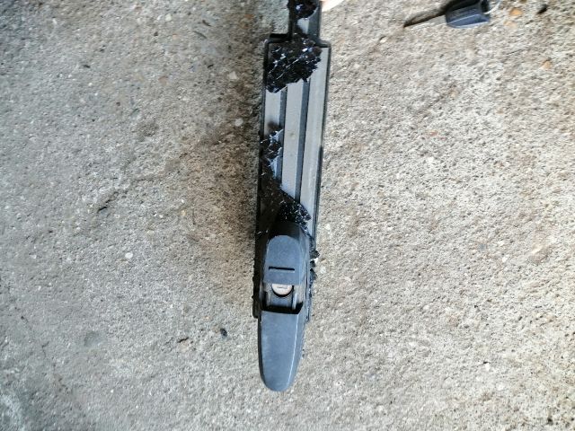 bontott SSANGYONG MUSSO Csomagtérajtó Kilincs