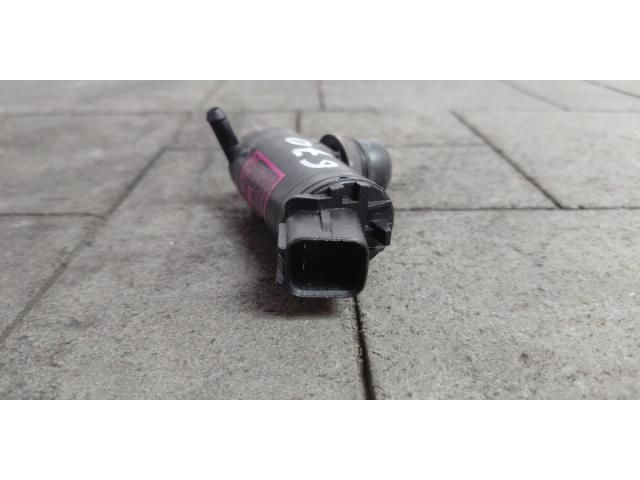 bontott SSANGYONG MUSSO Első Ablakmosó Szivattyú