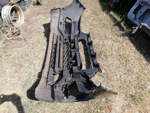 bontott SSANGYONG MUSSO Első Lökhárító (Üresen)