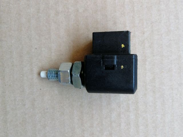 bontott SSANGYONG MUSSO Fék Pedál Kapcsoló