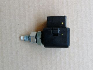 bontott SSANGYONG MUSSO Fék Pedál Kapcsoló