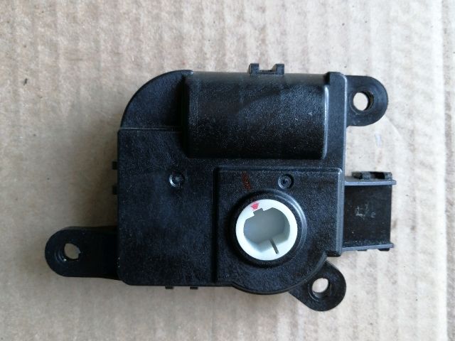 bontott SSANGYONG MUSSO Fűtés Állító Motor